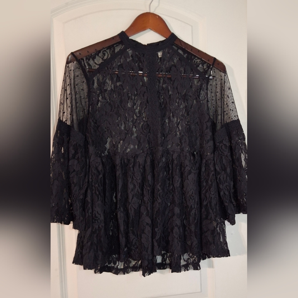 Umgee Elegant Black Lace Women's Top Sz S WHYMSIGOTH SEXY BOHEM BELL